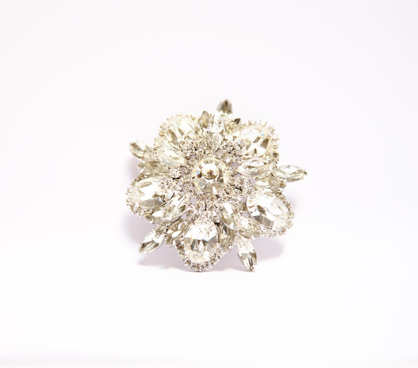 Staunch Brooch - Grey Gardens