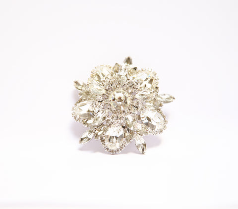 Staunch Brooch - Grey Gardens