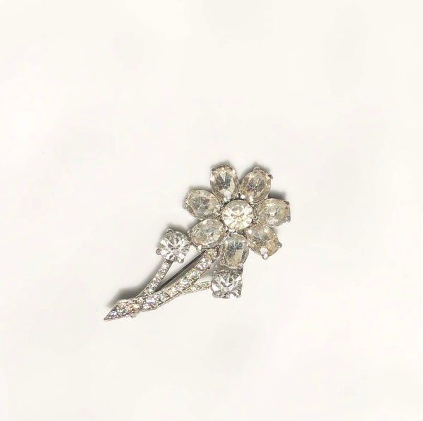 Flower brooch with rhinestones Staunch