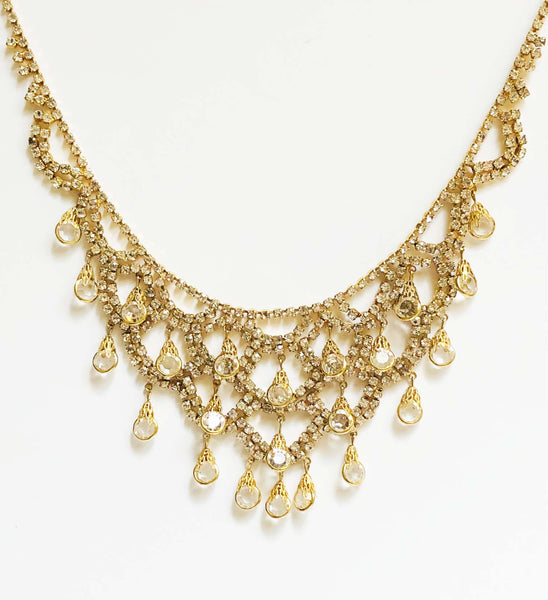 Little Edie vintage gold colored necklace with stones