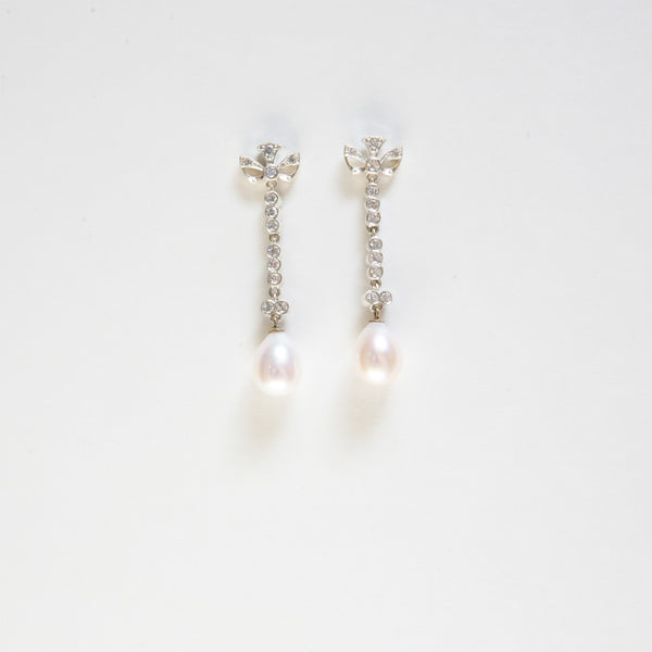 Little Edie Beale Dangling Pearl and Diamond Earrings - Grey Gardens