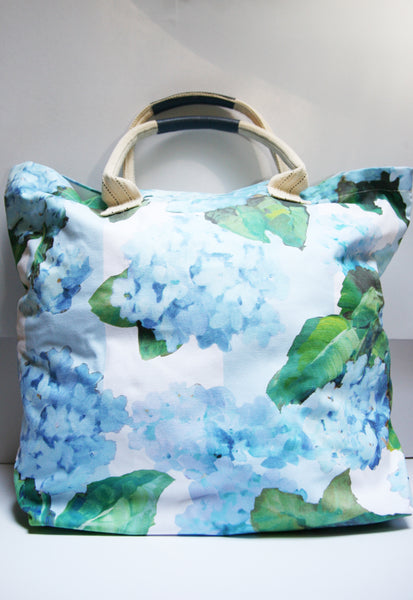Little Edie | Blue Hydrangea Bag - Grey Gardens